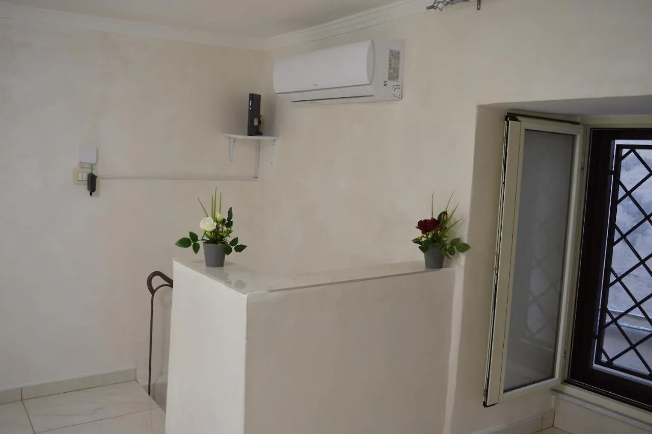Nonnona House-Napoli Centro Apartment